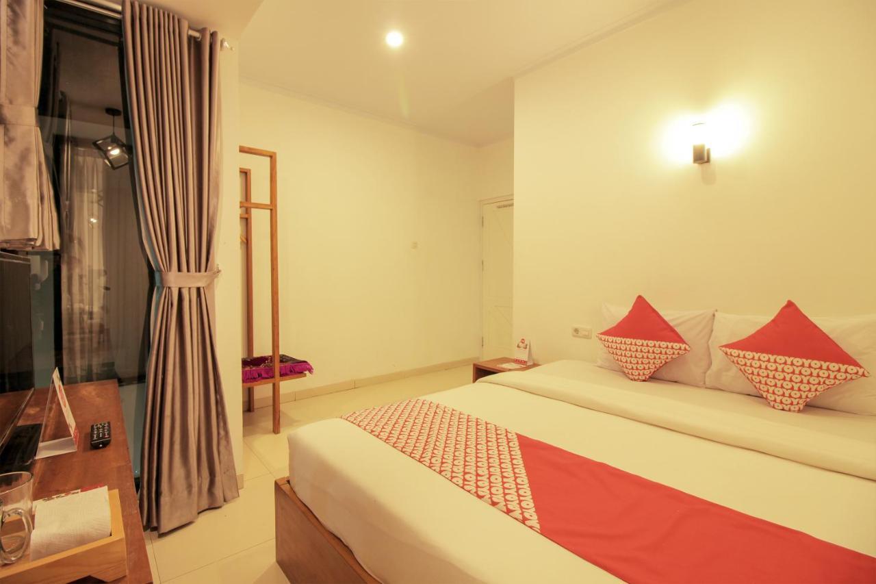 Oyo 396 Tibrae Residence Syariah Lembang Exterior photo