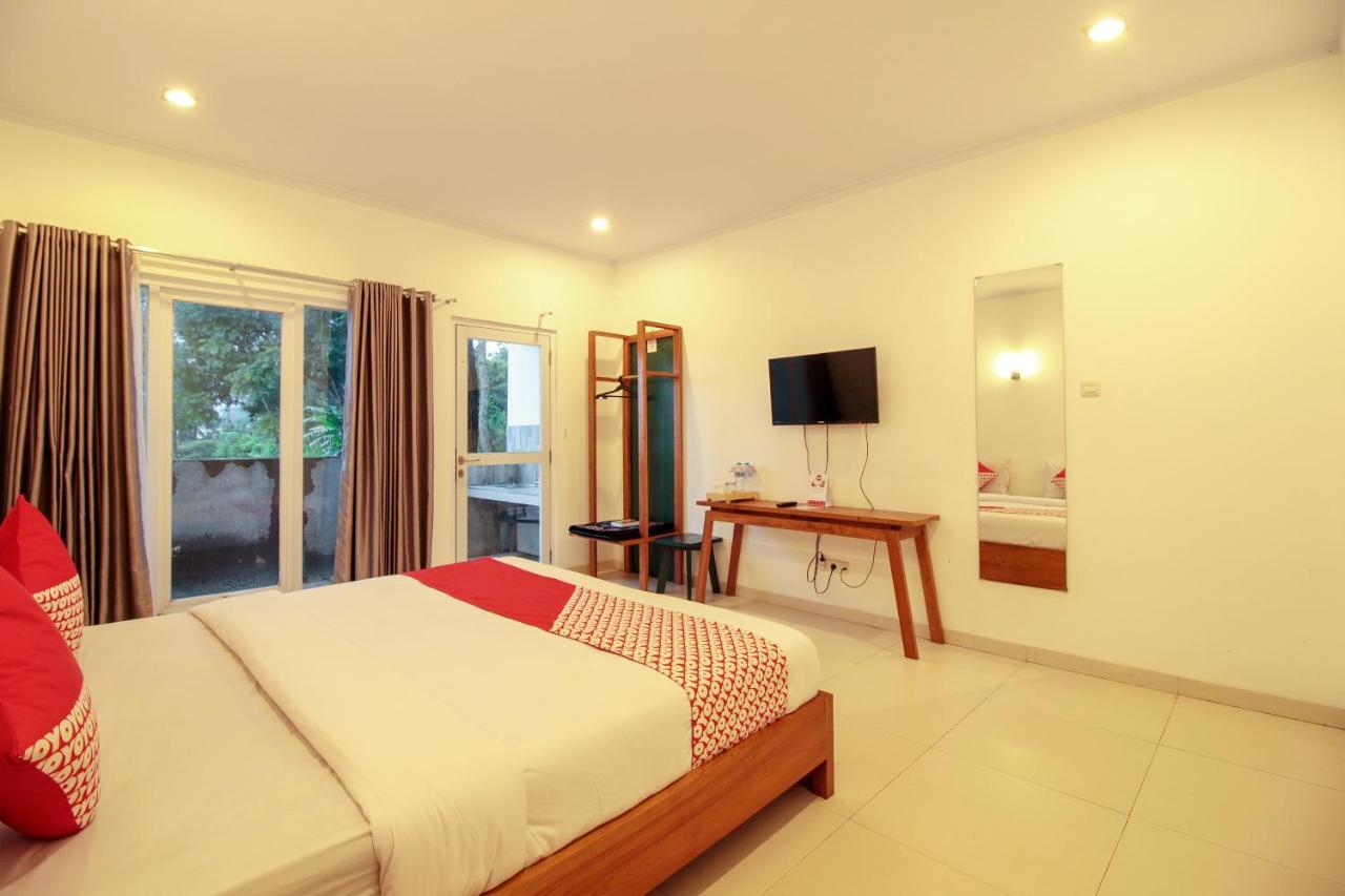 Oyo 396 Tibrae Residence Syariah Lembang Exterior photo