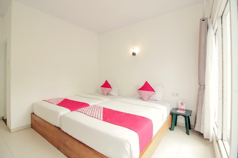 Oyo 396 Tibrae Residence Syariah Lembang Exterior photo